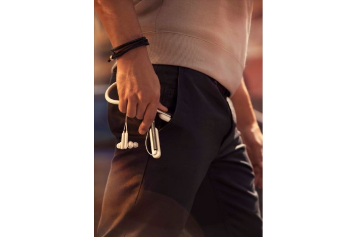 Tai nghe Samsung U Flex: Trang bị công nghệ âm thanh cao cấp, thiết kế linh hoạt với đời sống Tai nghe Samsung U Flex: Trang bị công nghệ âm thanh cao cấp, thiết kế linh hoạt với đời sống