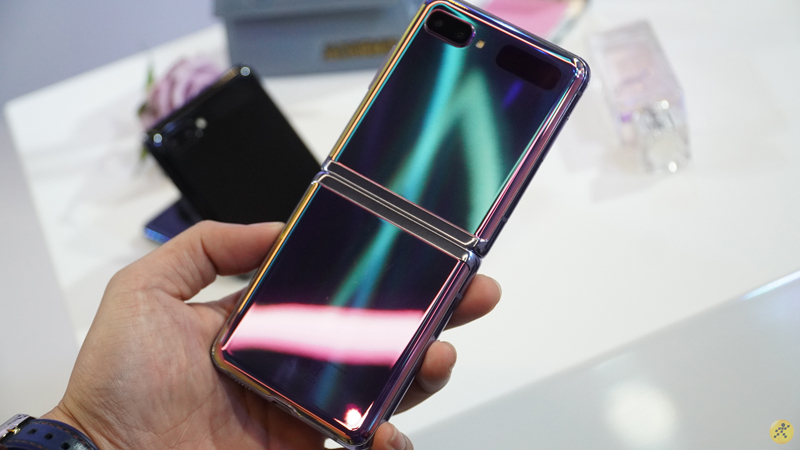 Điện thoại Samsung Galaxy Z Flip | Hiệu năng đỉnh cao Điện thoại Samsung Galaxy Z Flip | Hiệu năng đỉnh cao