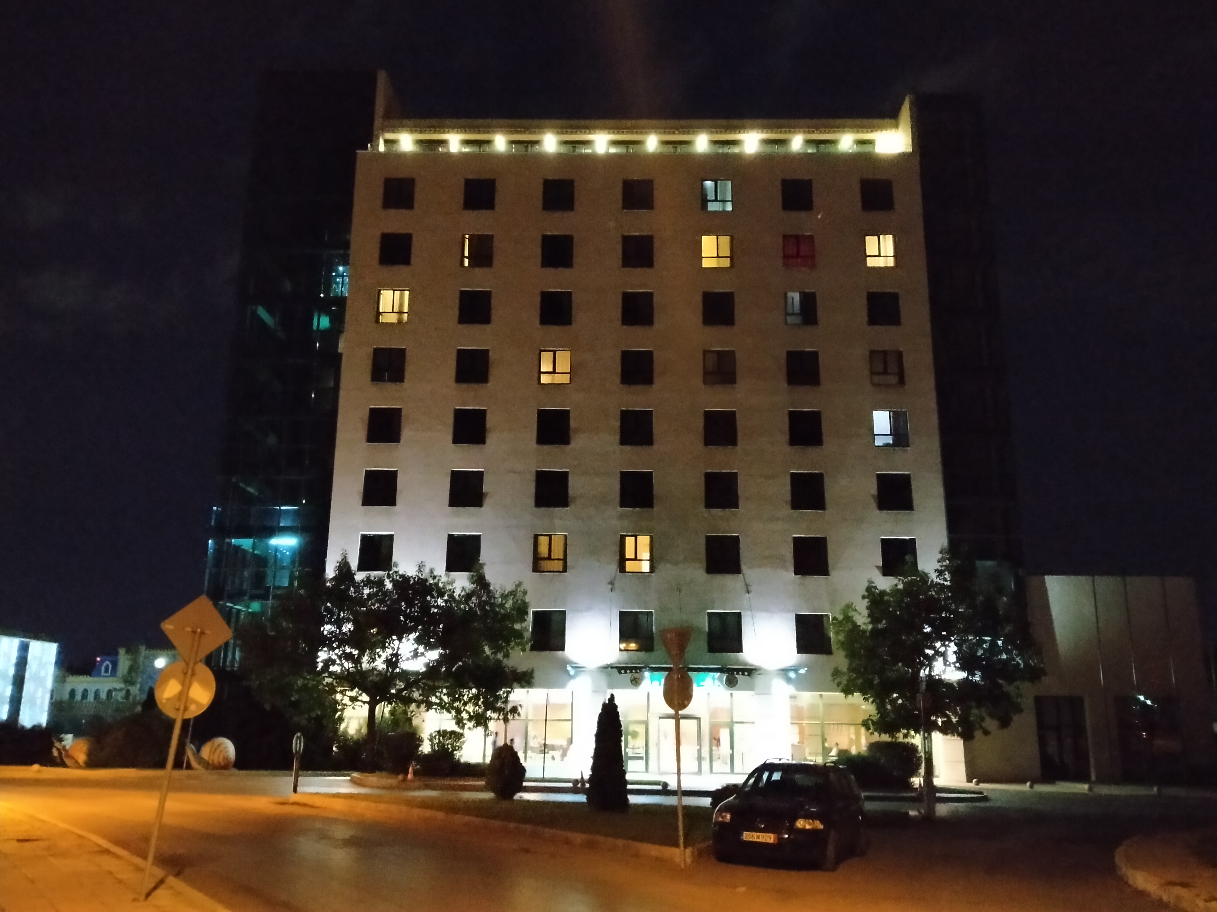 Sforum - Trang thông tin công nghệ mới nhất gsmarena_051-1 Đánh giá Realme 5: Thiết kế cao cấp, họa tiết lưng đẹp mắt, 4 camera linh hoạt, giá chỉ 3,990,000 đồng 