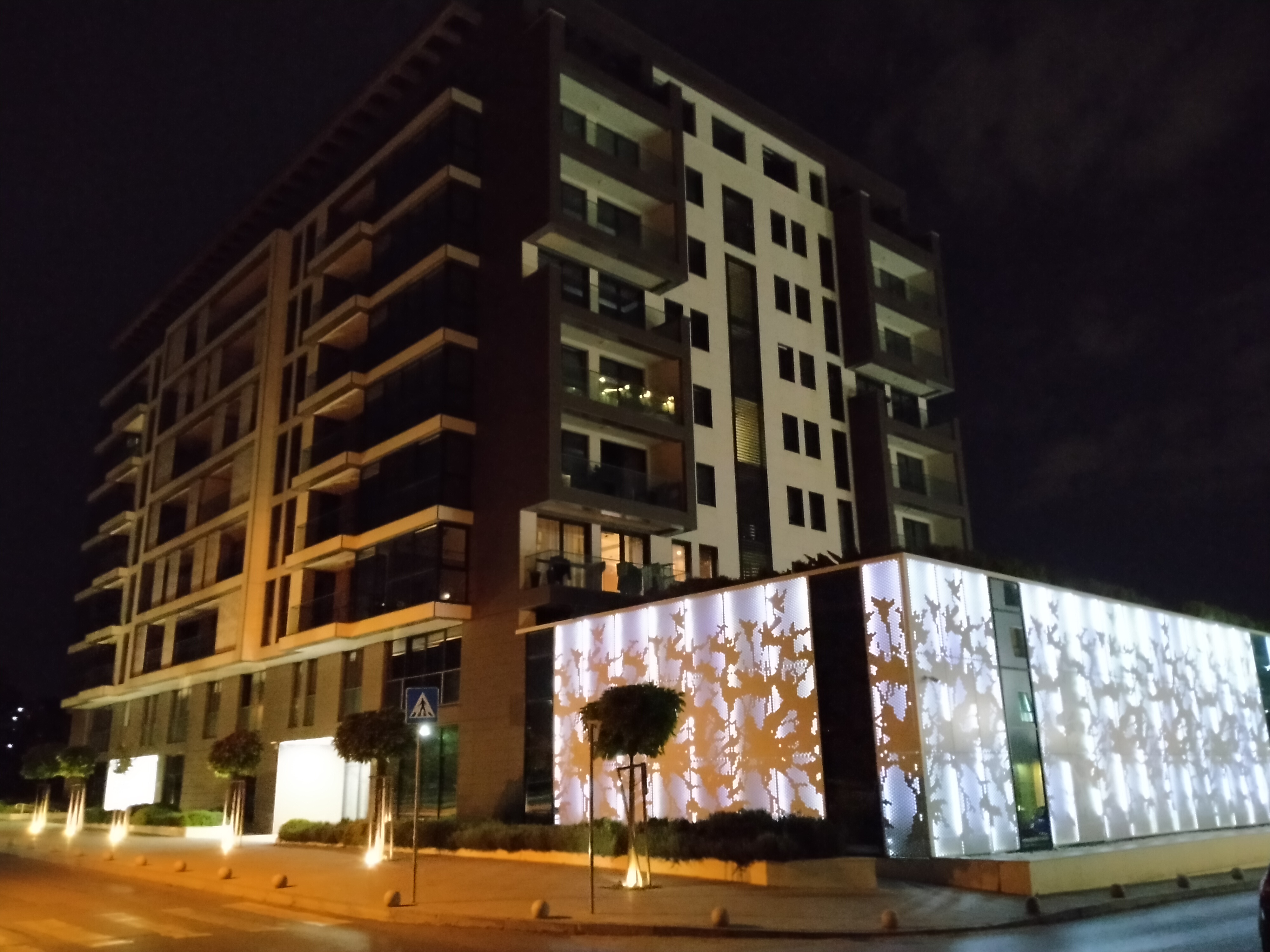 Sforum - Trang thông tin công nghệ mới nhất gsmarena_052 Đánh giá Realme 5: Thiết kế cao cấp, họa tiết lưng đẹp mắt, 4 camera linh hoạt, giá chỉ 3,990,000 đồng 