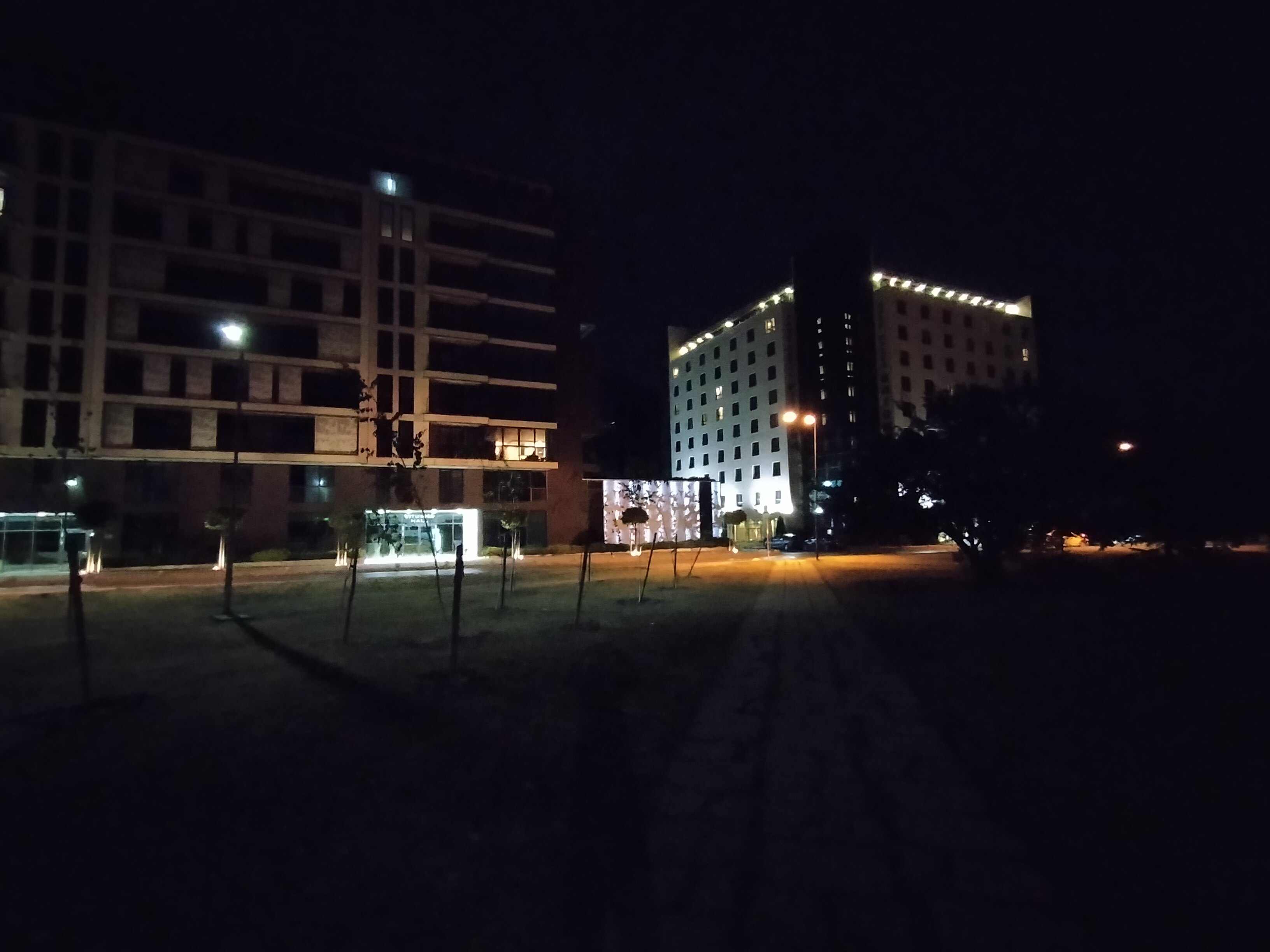 Sforum - Trang thông tin công nghệ mới nhất gsmarena_084 Đánh giá Realme 5: Thiết kế cao cấp, họa tiết lưng đẹp mắt, 4 camera linh hoạt, giá chỉ 3,990,000 đồng 