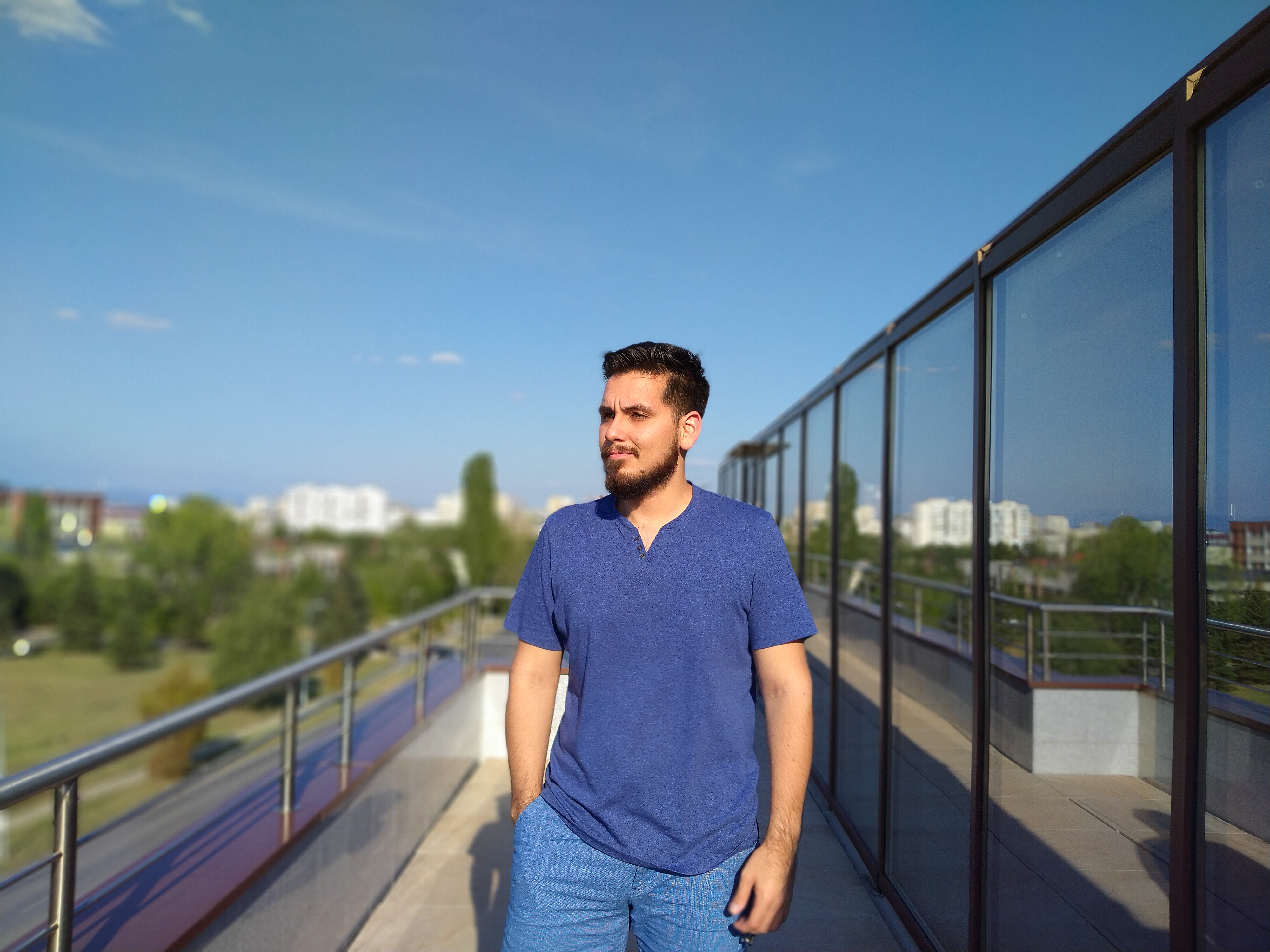 Sforum - Trang thông tin công nghệ mới nhất gsmarena_101 Đánh giá Realme 5: Thiết kế cao cấp, họa tiết lưng đẹp mắt, 4 camera linh hoạt, giá chỉ 3,990,000 đồng 