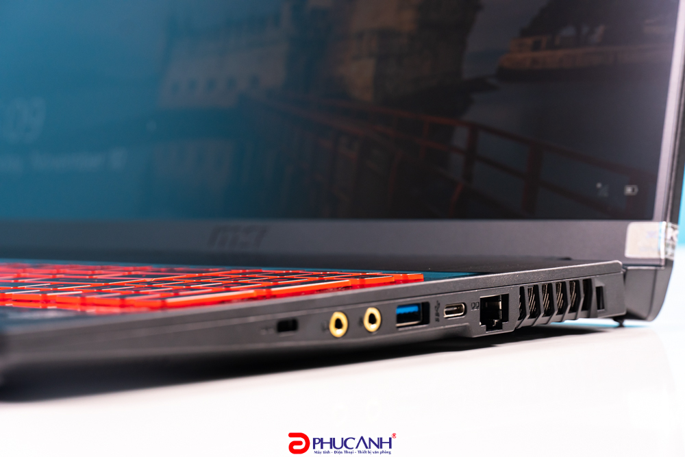 Đánh giá MSI GF75: Chiếc laptop có thể cân mọi thể loại game