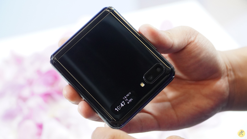 Điện thoại Samsung Galaxy Z Flip | Camera kép ấn tượng Điện thoại Samsung Galaxy Z Flip | Camera kép ấn tượng