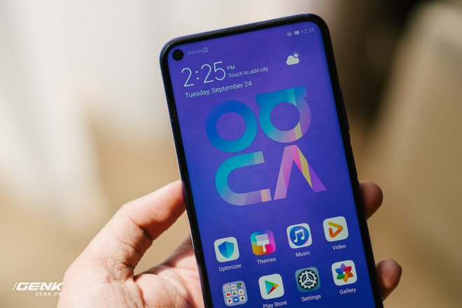 Đánh giá chi tiết Huawei Nova 5T: Thiết kế trẻ, cấu hình cao, đáng mua không? - Ảnh 12. Đánh giá chi tiết Huawei Nova 5T: Thiết kế trẻ, cấu hình cao, đáng mua không? - Ảnh 12.