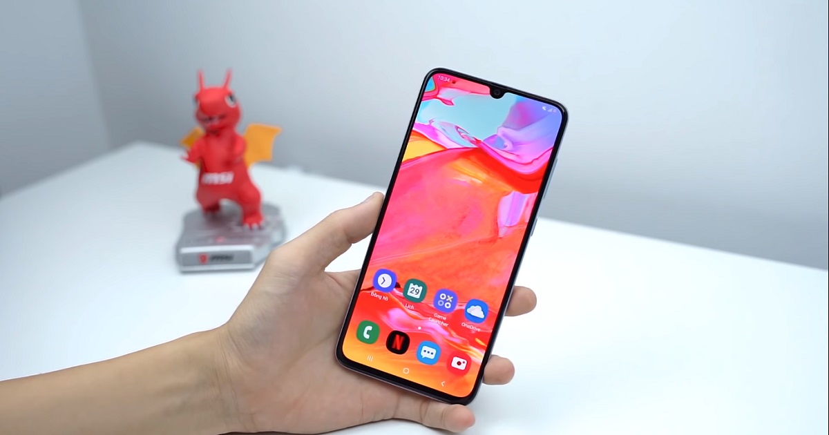 Samsung Galaxy A70: Hoàn toàn trong tầm giá