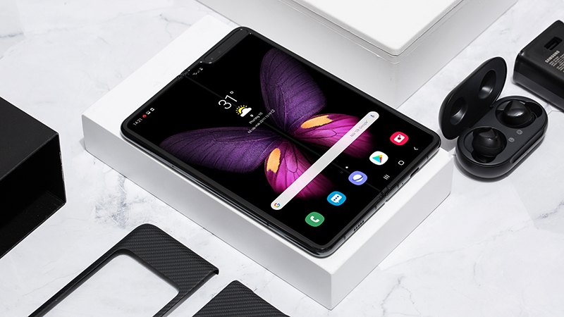 Thiết kế của điện thoại Samsung Galaxy Fold chính hãng