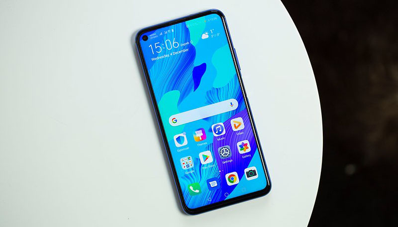 Huawei Nova 5T: Smartphone cao cấp có mức giá phổ thông