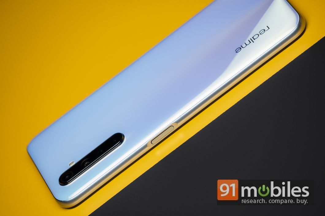 OPPO Realme 6: Liệu có thắng được đàn anh Realme 5 Realme 6