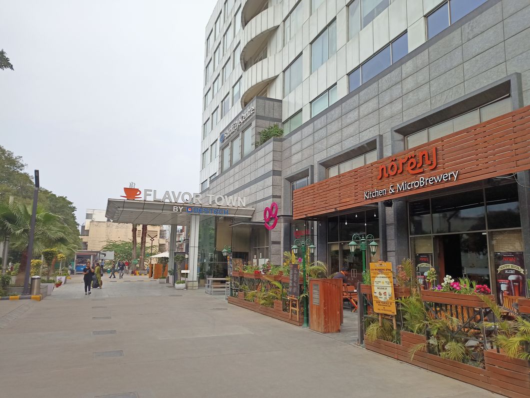 OPPO Realme 6: Liệu có thắng được đàn anh Realme 5 Realme 6