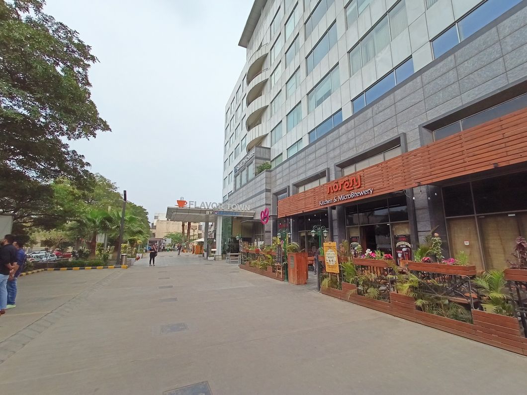 OPPO Realme 6: Liệu có thắng được đàn anh Realme 5 Realme 6