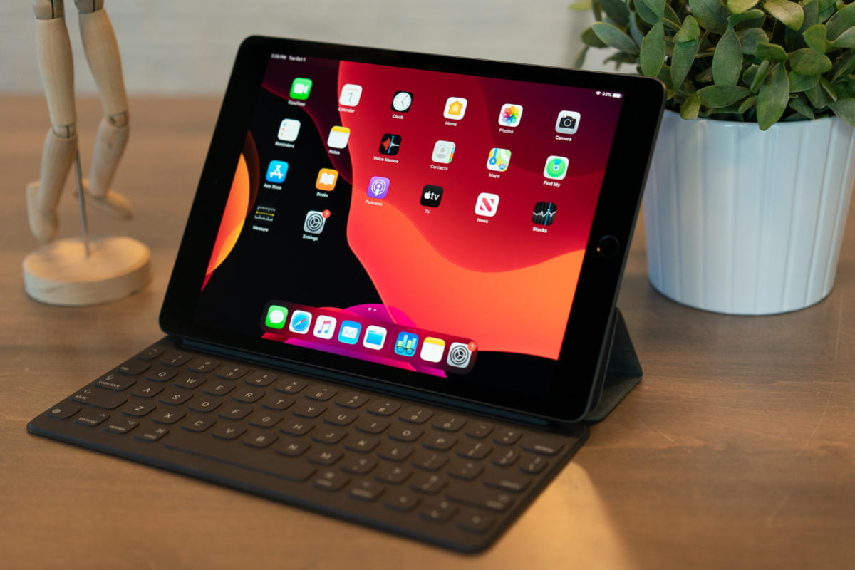 Đánh giá iPad 10.2 inch: Giá quá rẻ cho một cấu hình quá khủng!