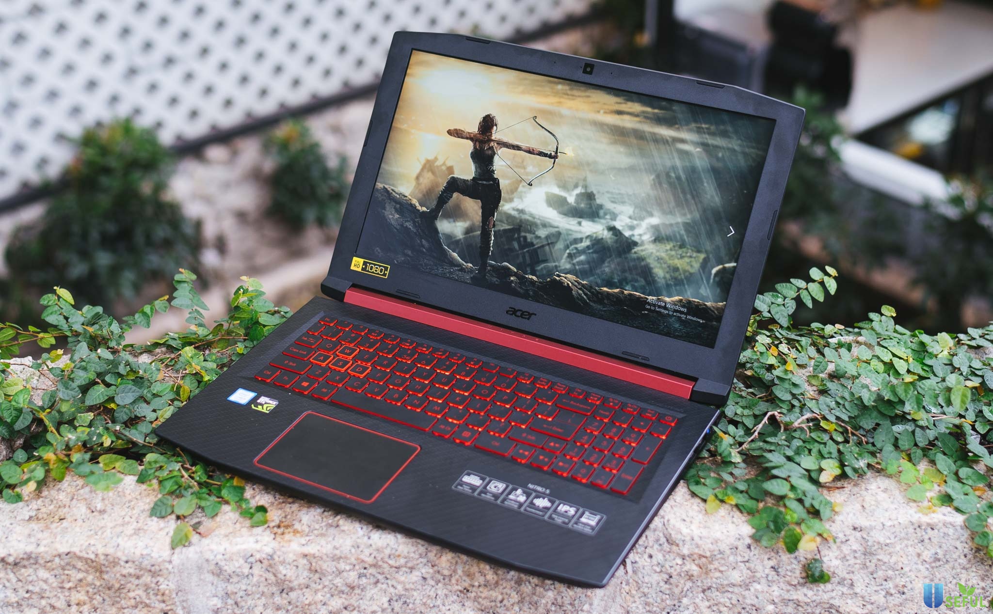 Laptop lập trình dưới 25 triệu: Chơi nhiều hơn học!