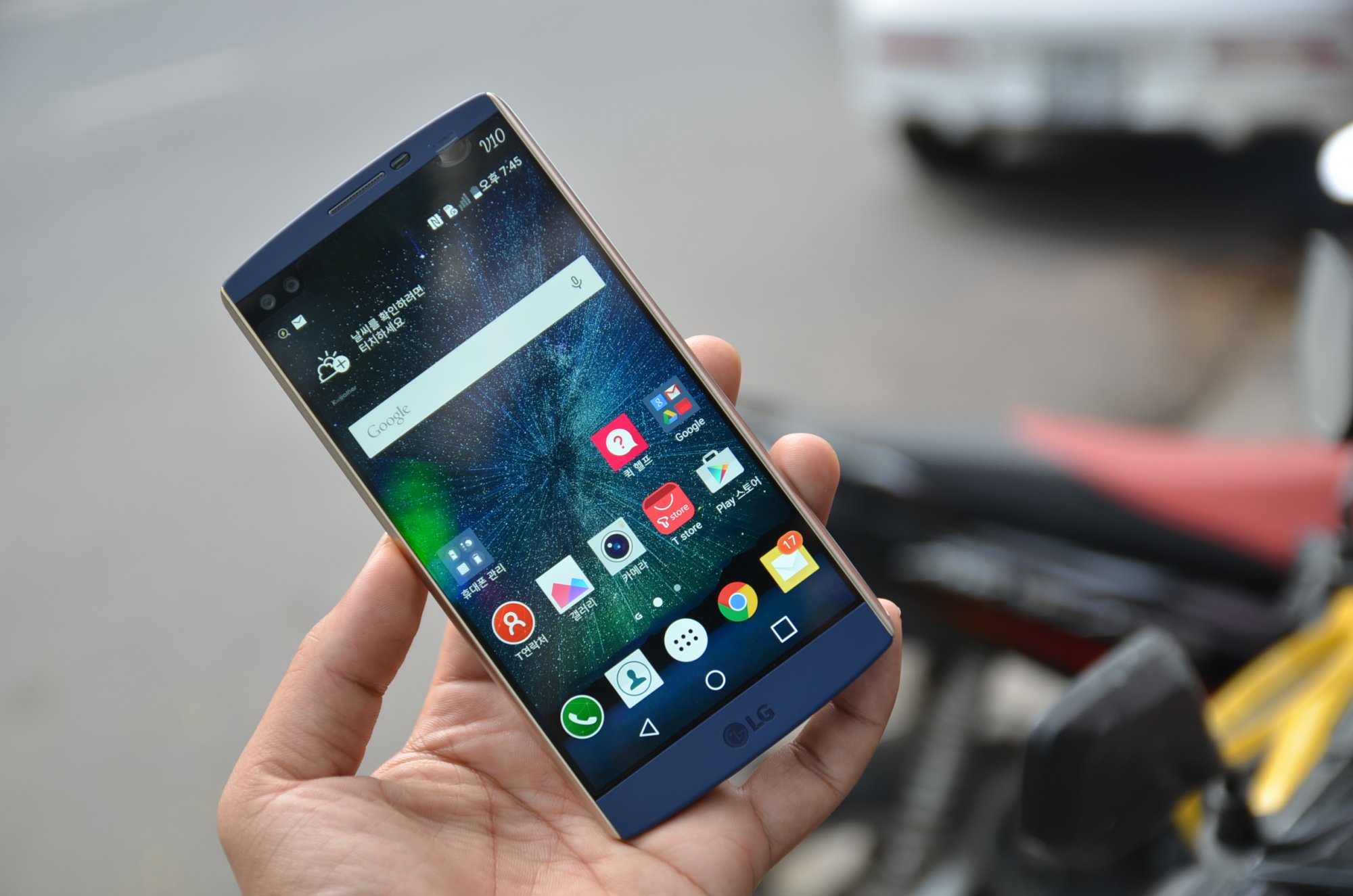 Điện thoại xách tay là gì? Có nên chọn mua điện thoại xách tay?