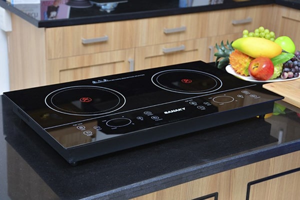 Bếp hồng ngoại đa dạng phân khúc giá