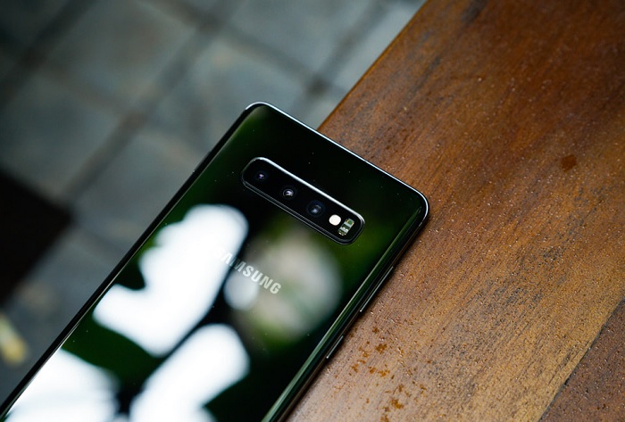 Một số dòng máy hỗ trợ thẻ nhớ ngoài lên đến 1TB