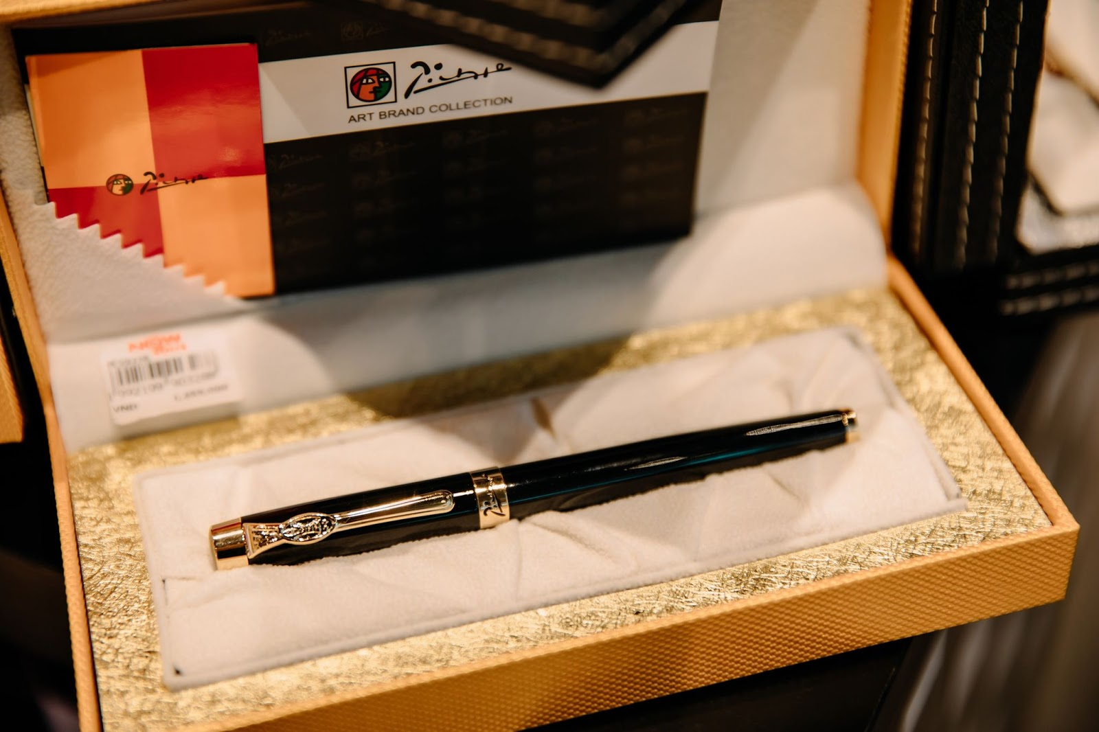 Tham khảo mức giá để mua bút với giá tốt nhất