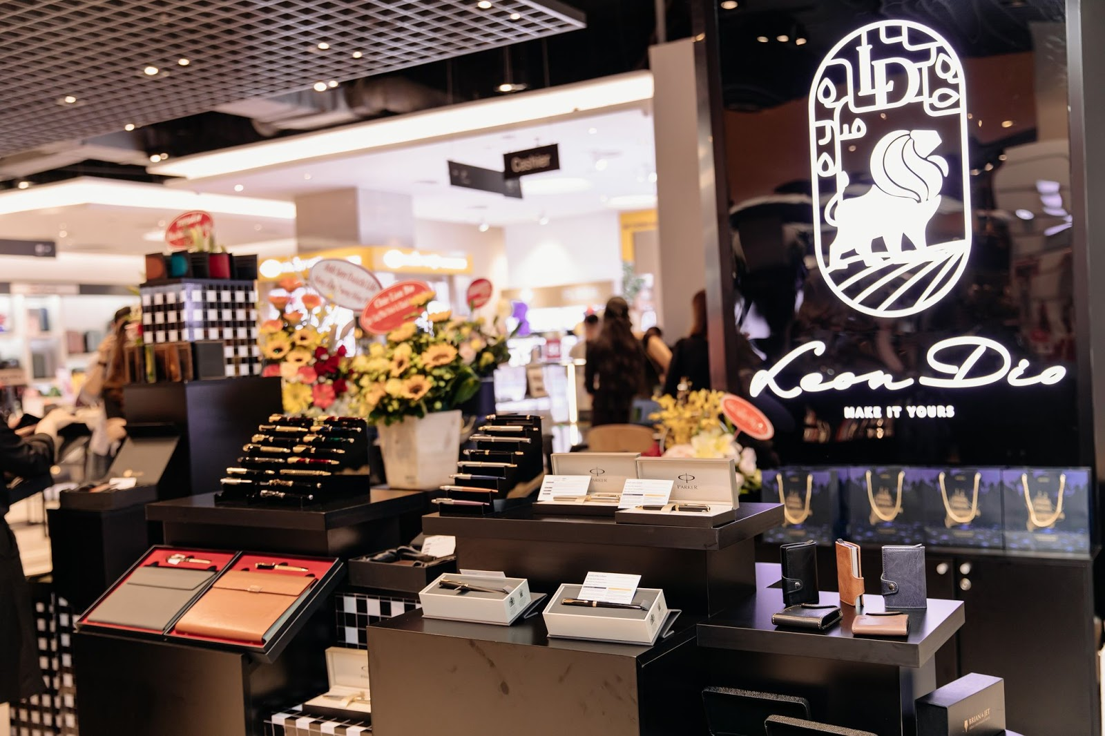 Bút Parker Sonnet – Vẻ đẹp thi ca vượt thời gian