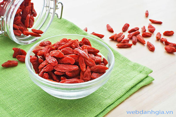 Kỷ tử chứa khoáng chất cực lớn Kỷ tử chứa khoáng chất cực lớn