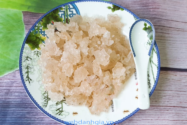 Các thành phần thảo dược để chế biến nên chè dưỡng nhan Các thành phần thảo dược để chế biến nên chè dưỡng nhan