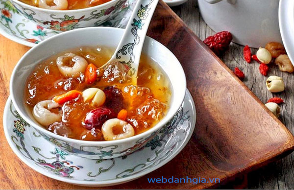 Chè dưỡng nhan hạt chia mát lạnh phù hợp cho những ngày hè nóng bức Chè dưỡng nhan hạt chia mát lạnh phù hợp cho những ngày hè nóng bức