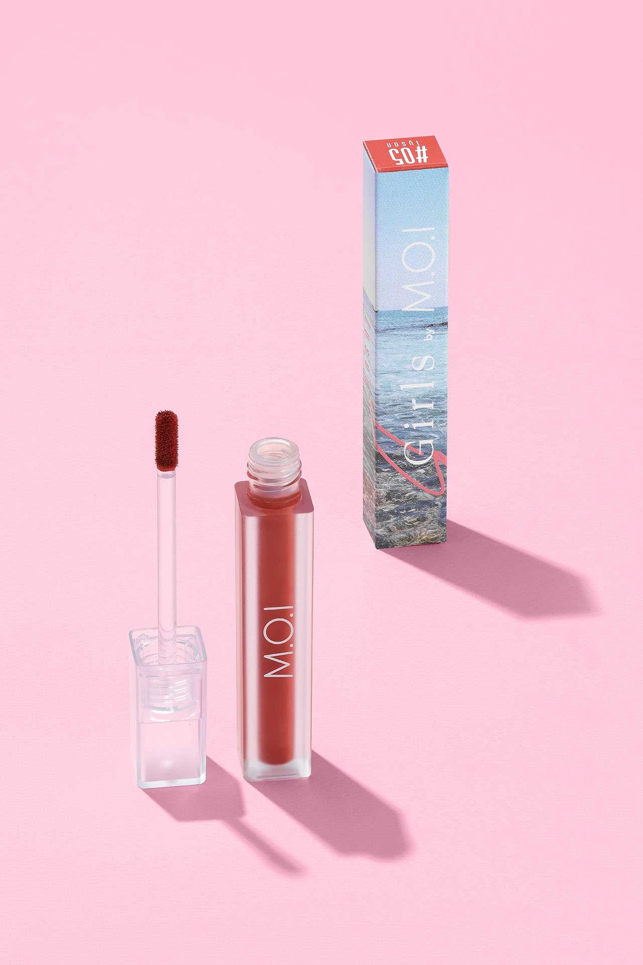 có nên sử dụng son M.O.I Hồ Ngọc Hà