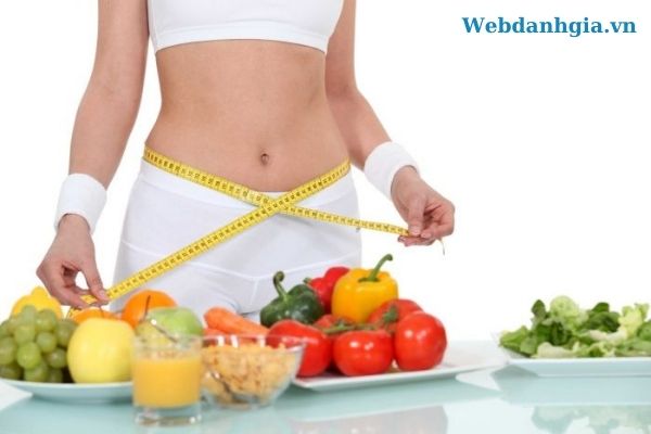 Tinh bột nghệ giúp cân đối trong việc ăn uống của phụ nữ sau sinh 30+ Loi Ich Tu Tinh Bot Nghe Cach Su Dung Va Nhung Sai Lam Can Tranh (3)