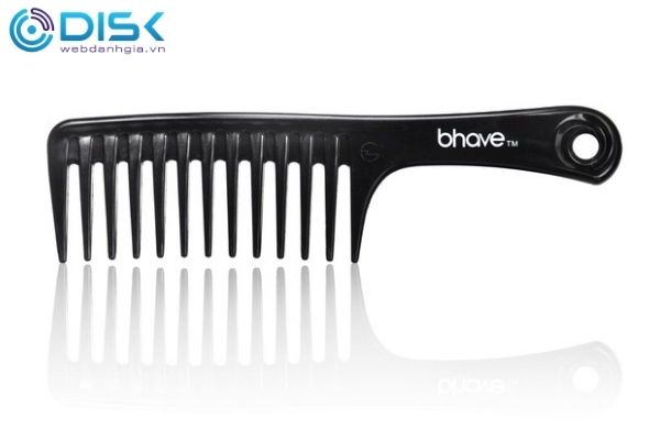 Lược thưa thường hay dùng cho những mái tóc xoăn khô Lược thưa thường hay dùng cho những mái tóc xoăn khô