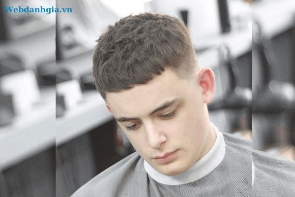 Top những mẫu tóc xoăn nam đẹp thời thượng và đẳng cấp năm 2021 Top Những Mấu Tóc Xoăn Nam đẹp Dành Riêng Cho Nam Thần