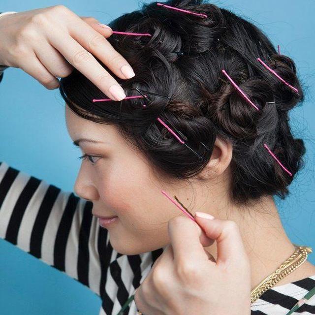 Làm xoăn tóc bằng kẹp tăm Làm xoăn tóc bằng kẹp tăm